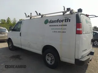 2017 Chevrolet Express Cargo with VIN 1GCWGAFF9H1172928, listed as a IAAI auction lot 42406058 with 190,885 mi miles and . Bid and sale history available at DreamBid. Image 3.