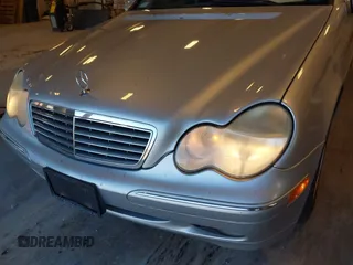2004 Mercedes-Benz C 240 with VIN WDBRF81J44F473574, listed as a IAAI auction lot 41607188 with 234,875 mi miles and . Bid and sale history available at DreamBid. Image 6.