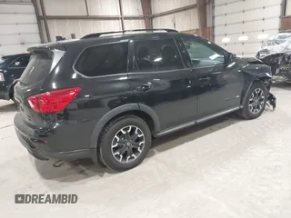 2020 Nissan Pathfinder SL z VIN 5N1DR2CM8LC618506, wystawiony jako IAAI lot #42057155 z przebiegiem 34 221 mil mil oraz . Historia ofert i sprzedaży dostępna na DreamBid. Obrazek 4.