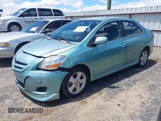 2008 Toyota Yaris with VIN JTDBT923X81201731, listed as a IAAI auction lot 42222388 with 91,079 mi miles. Bid and sale history available at carsss.com. Image 2.