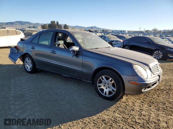 2005 Mercedes-Benz E-Class 3.2L with VIN WDBUF65J55A702240, listed as a Copart auction lot 89293075 with 125,780 mi miles and Salvage Title. Bid and sale history available at carsss.com. Image 4.
