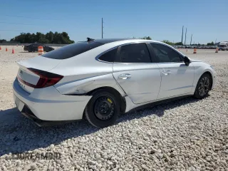 2020 Hyundai Sonata SEL z VIN 5NPEF4JA2LH002360, wystawiony jako Copart lot #53670775 z przebiegiem 118 561 mil mil oraz Szkoda całkowita • Salvage title. Historia ofert i sprzedaży dostępna na DreamBid. Obrazek 3.