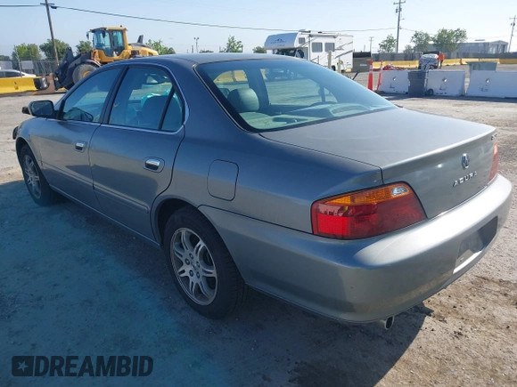 2000 Acura TL with VIN 19UUA5664YA046221, listed as a IAAI auction lot 42085196 with 146,489 mi miles. Bid and sale history available at carsss.com. Image 3.
