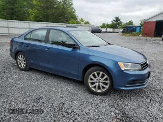 2015 Volkswagen Jetta SE with VIN 3VWD17AJ5FM326779, listed as a Copart auction lot 61359505 with 110,157 mi miles and Salvage title. Bid and sale history available at DreamBid. Image 4.