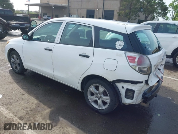 2007 Toyota Matrix STD z VIN 2T1KR32E07C647717, wystawiony jako IAAI lot #42054844 z przebiegiem 231 281 mil mil oraz . Historia ofert i sprzedaży dostępna na DreamBid. Obrazek 3.