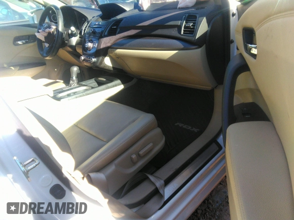 2017 Acura RDX with VIN 5J8TB3H33HL004112, listed as a IAAI auction lot 41272317 with 88,926 mi miles. Bid and sale history available at carsss.com. Image 5.