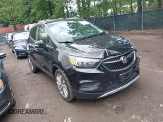 2017 Buick Encore Preferred z VIN KL4CJASB2HB151897, wystawiony jako IAAI lot #42530281 z przebiegiem 96 465 mil mil oraz . Historia ofert i sprzedaży dostępna na DreamBid. Obrazek 1.