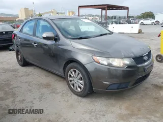 2010 Kia Forte EX z VIN KNAFU4A20A5218625, wystawiony jako IAAI lot #42101100 z przebiegiem 161 238 mil mil oraz . Historia ofert i sprzedaży dostępna na DreamBid. Obrazek 1.