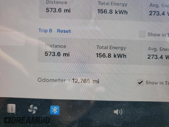 2024 Tesla Model Y Long Range с VIN 7SAYGDEE1RF060140, выставлен на аукционе Copart как лот 60923445 с пробегом 12 765 миль миль и Списание • Salvage title. История ставок и продаж доступна на DreamBid. Изображение 9.