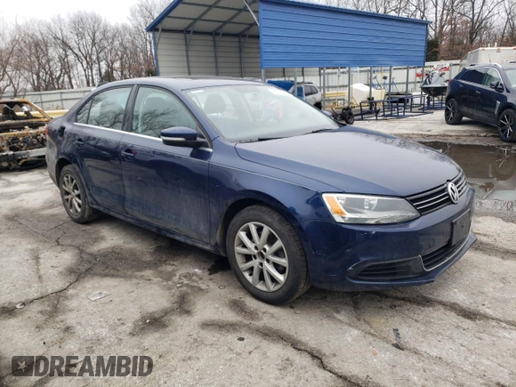 2013 Volkswagen Jetta SE with VIN 3VWDX7AJ4DM362409, listed as a Copart auction lot 43347145 with 85,335 mi miles and Salvage title. Bid and sale history available at DreamBid. Image 4.