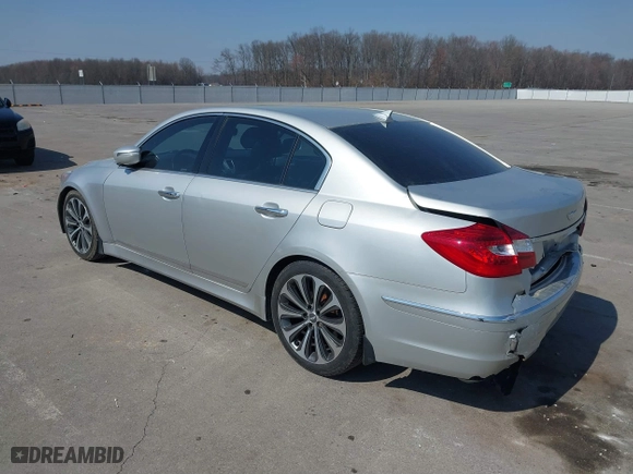 2013 Hyundai Genesis 5.0L R-Spec with VIN KMHGC4DH1DU233537, listed as a IAAI auction lot 41796310 with 170,220 mi miles. Bid and sale history available at carsss.com. Image 3.