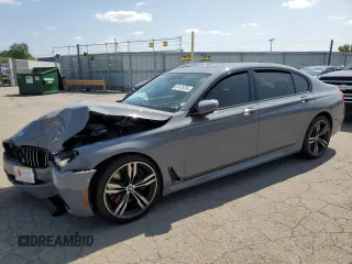 2018 BMW 7 Series 750i with VIN WBA7F0C55JGM22484, listed as a Copart auction lot 67475724 with 40,048 mi miles and Salvage Title. Bid and sale history available at carsss.com. Image 1.