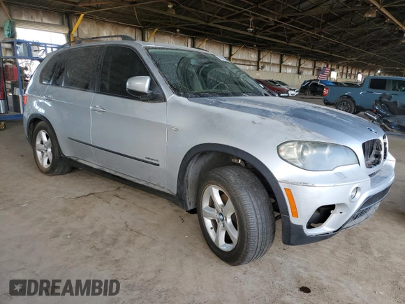 2011 BMW X5 35i with VIN 5UXZV4C5XBLL58438, listed as a Copart auction lot 44363815 with 168,546 mi miles and Clean Title. Bid and sale history available at carsss.com. Image 4.