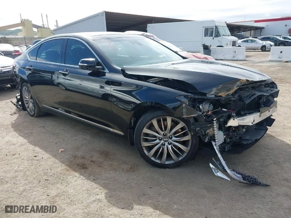 2015 Hyundai Genesis 5.0L with VIN KMHGN4JF7FU024366, listed as a IAAI auction lot 41657517 with 182,251 mi miles. Bid and sale history available at carsss.com. Image 1.
