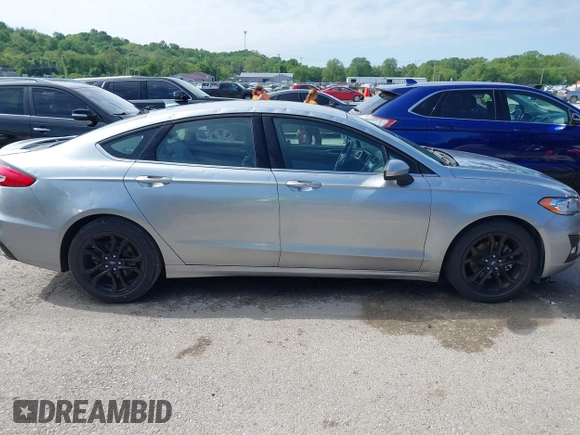 2020 Ford Fusion SE with VIN 3FA6P0HD4LR251532, listed as a IAAI auction lot 42214629 with 53,933 mi miles and . Bid and sale history available at DreamBid. Image 13.