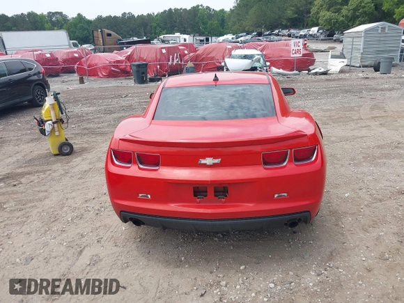 2013 Chevrolet Camaro LT with VIN 2G1FB1E31D9198475, listed as a IAAI auction lot 42296482 with 170,989 mi miles and . Bid and sale history available at DreamBid. Image 17.