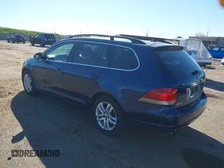 2014 Volkswagen Jetta TDI w/Sunroof & Nav с VIN 3VWPL7AJ3EM619215, выставлен на аукционе IAAI как лот 41868823 с пробегом 131 429 миль миль и . История ставок и продаж доступна на DreamBid. Изображение 3.