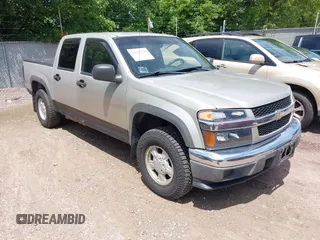 2005 Chevrolet Colorado 1SC LS Z85 z VIN 1GCDT136558117936, wystawiony jako IAAI lot #42616220 z przebiegiem 172 276 mil mil oraz . Historia ofert i sprzedaży dostępna na DreamBid. Obrazek 1.