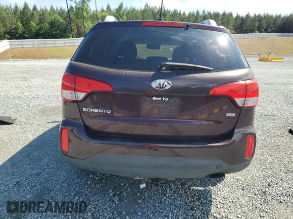 2015 Kia Sorento LX with VIN 5XYKT3A67FG562355, listed as a Copart auction lot 56797445 with 167,441 mi miles and Clean Title. Bid and sale history available at DreamBid. Image 6.