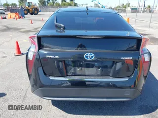 2018 Toyota Prius Two with VIN JTDKBRFU9J3061915, listed as a IAAI auction lot 41840107 with 62,782 mi miles and . Bid and sale history available at carsss.com. Image 16.