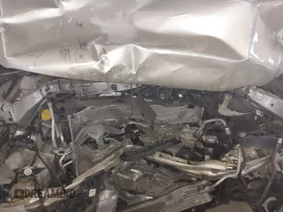2017 Ford Escape SE z VIN 1FMCU0GD0HUC93439, wystawiony jako IAAI lot #41447523 z przebiegiem 94 776 mil mil oraz . Historia ofert i sprzedaży dostępna na DreamBid. Obrazek 10.
