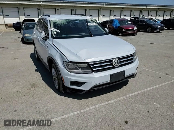 2018 Volkswagen Tiguan SEL z VIN 3VV3B7AXXJM214182, wystawiony jako Copart lot #53783515 z przebiegiem 117 466 mil mil oraz Szkoda całkowita • Salvage title. Historia ofert i sprzedaży dostępna na DreamBid. Obrazek 14.