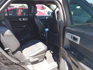 2020 Ford Explorer Limited with VIN 1FMSK7FH0LGC00506, listed as a IAAI auction lot 42269939 with 102,303 mi miles and . Bid and sale history available at DreamBid. Image 8.