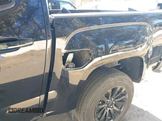 2022 GMC Canyon 2WD Elevation with VIN 1GTG5CEN8N1257673, listed as a IAAI auction lot 41837982 with 33,830 mi miles. Bid and sale history available at carsss.com. Image 19.