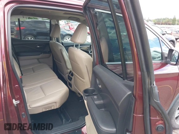 2019 Honda Ridgeline RTL z VIN 5FPYK3F50KB043492, wystawiony jako IAAI lot #42265068 z przebiegiem 86 768 mil mil oraz . Historia ofert i sprzedaży dostępna na DreamBid. Obrazek 8.