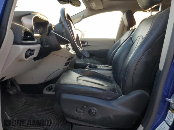 2021 Chrysler Pacifica Touring L with VIN 2C4RC3BG0MR554192, listed as a Copart auction lot 75395604 with 56,845 mi miles and Salvage title. Bid and sale history available at DreamBid. Image 7.