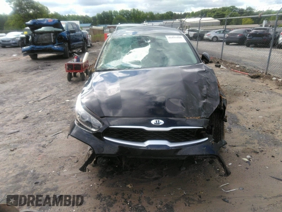 2021 Kia Forte LXS z VIN 3KPF24AD3ME370093, wystawiony jako IAAI lot #42253166 z przebiegiem 31 371 mil mil oraz . Historia ofert i sprzedaży dostępna na DreamBid. Obrazek 12.