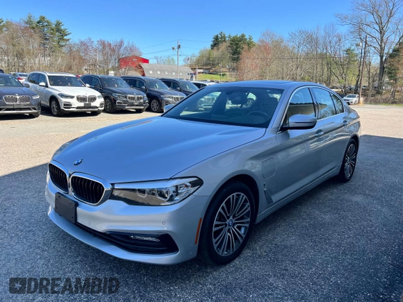 2018 BMW 5 Series 530e xDrive with VIN WBAJB1C59JB084298, listed as a Copart auction lot 55181065 with 120,907 mi miles and Clean Title. Bid and sale history available at DreamBid. Image 2.