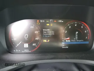 2021 Volvo V60 z VIN YV4102WK9M1070764, wystawiony jako Copart lot #46495284 z przebiegiem 30 074 mil mil oraz . Historia ofert i sprzedaży dostępna na DreamBid. Obrazek 9.