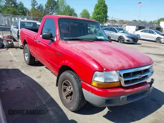 2000 Ford Ranger XL with VIN 1FTYR10C7YPA11959, listed as a IAAI auction lot 41978386 with 221,706 mi miles. Bid and sale history available at carsss.com. Image 1.