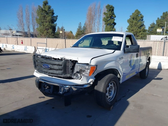 2014 Ford F-150 XL with VIN 1FTNF1CF7EKD17361, listed as a IAAI auction lot 41354725 with 343,927 mi miles. Bid and sale history available at carsss.com. Image 18.