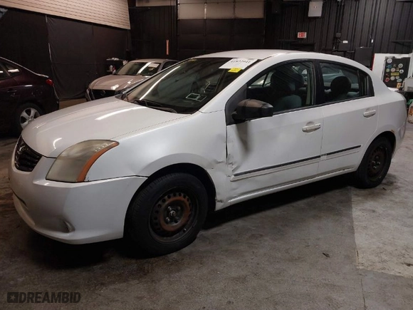 2011 Nissan Sentra 2.0 SR with VIN 3N1AB6AP7BL706114, listed as a IAAI auction lot 41822941 with 124,684 mi miles. Bid and sale history available at carsss.com. Image 6.