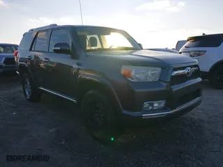2011 Toyota 4Runner Trail with VIN JTEBU5JR5B5069176, listed as a IAAI auction lot 40907512 with 82,700 mi miles. Bid and sale history available at carsss.com. Image 1.