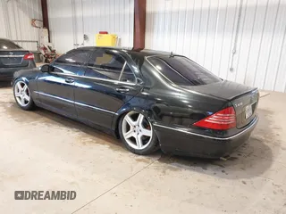 2006 Mercedes-Benz S 430 with VIN WDBNG83JX6A462023, listed as a IAAI auction lot 41711621 with Not Provided miles and . Bid and sale history available at DreamBid. Image 3.