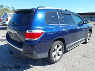 2013 Toyota Highlander Limited with VIN 5TDDK3EH1DS264102, listed as a IAAI auction lot 41829823 with 186,503 mi miles. Bid and sale history available at carsss.com. Image 4.