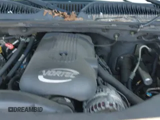 2004 Chevrolet Tahoe LS с VIN 1GNEC13V24J121906, выставлен на аукционе IAAI как лот 42867597 с пробегом Не указан миль и . История ставок и продаж доступна на DreamBid. Изображение 12.