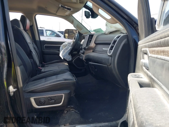 2019 Ram 1500 Laramie with VIN 1C6SRFDTXKN545769, listed as a IAAI auction lot 41969816 with 98,230 mi miles. Bid and sale history available at carsss.com. Image 5.