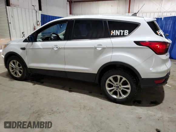 2019 Ford Escape SE z VIN 1FMCU9GD2KUC22853, wystawiony jako Copart lot #56972345 z przebiegiem 140 105 mil mil oraz Tytuł czysty. Historia ofert i sprzedaży dostępna na DreamBid. Obrazek 2.