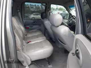 2003 Ford F-150 XLT with VIN 1FTRW07L13KA54535, listed as a IAAI auction lot 41766119 with 236,854 mi miles. Bid and sale history available at carsss.com. Image 8.