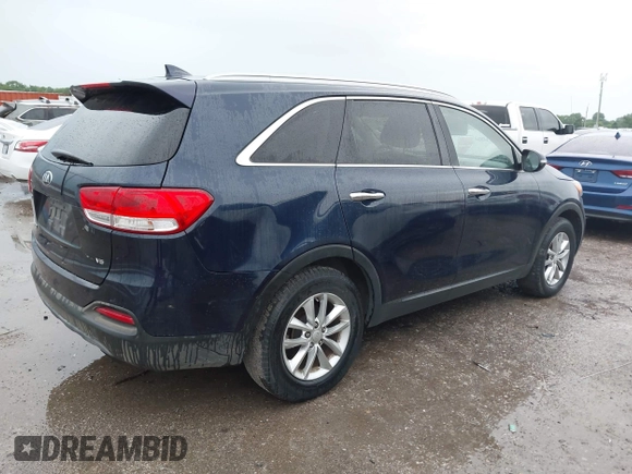 2016 Kia Sorento LX with VIN 5XYPG4A5XGG002693, listed as a IAAI auction lot 42138254 with 157,430 mi miles. Bid and sale history available at carsss.com. Image 4.