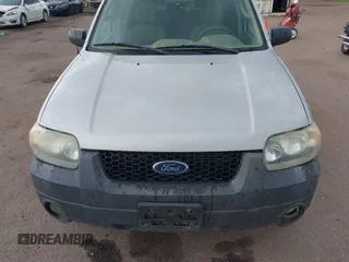 2006 Ford Escape XLT with VIN 1FMYU93186KC23802, listed as a IAAI auction lot 42611582 with 166,871 mi miles and . Bid and sale history available at DreamBid. Image 6.