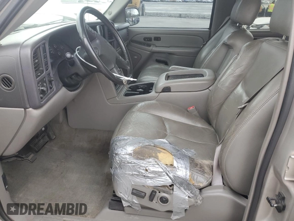 2004 GMC Yukon SLT with VIN 1GKEK13Z14R132643, listed as a Copart auction lot 46973935 with 290,963 mi miles and Salvage Title. Bid and sale history available at carsss.com. Image 7.