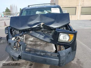 2008 Honda Element EX with VIN 5J6YH28778L016628, listed as a IAAI auction lot 41549921 with 218,593 mi miles. Bid and sale history available at carsss.com. Image 6.