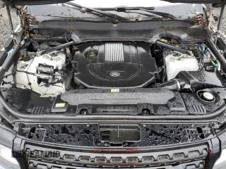 2017 Land Rover Range Rover with VIN SALGR2FK9HA360049, listed as a Copart auction lot 82036974 with 52,843 mi miles and Clean title. Bid and sale history available at DreamBid. Image 11.