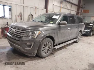 2019 Ford Expedition Max Limited z VIN 1FMJK2AT0KEA35853, wystawiony jako IAAI lot #41328229 z przebiegiem 142 012 mil mil oraz . Historia ofert i sprzedaży dostępna na DreamBid. Obrazek 17.