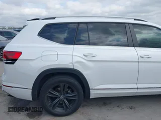 2022 Volkswagen Atlas SEL R-Line z VIN 1V2AR2CA7NC550648, wystawiony jako IAAI lot #41974370 z przebiegiem 48 378 mil mil oraz . Historia ofert i sprzedaży dostępna na DreamBid. Obrazek 6.